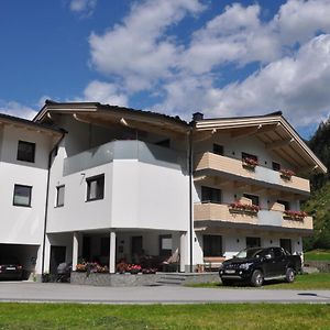 Gaestehaus Holaus Hotel Mayrhofen Exterior photo