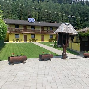 Miroslav Bednar-Bedomir Hotel Huta Exterior photo