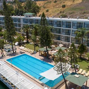 Ron Beach Hotel Tiberias Exterior photo