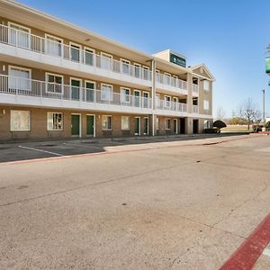 Hometowne Studios By Red Roof Dallas - Mesquite Exterior photo