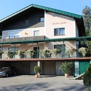 Pension Traude Bed & Breakfast Graz Exterior photo