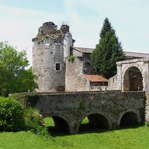 Chateau De La Galissonniere Le Pallet Exterior photo