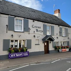 The Crosskeys Inn Usk Exterior photo