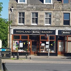 The Granary In The Square Apartment Grantown-on-Spey Exterior photo