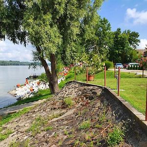 Duna Drava Vendeghaz Hotel Ersekcsanad Exterior photo