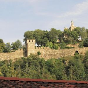 Home With The Veranda Veliko Tarnovo Exterior photo