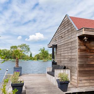 Aangenaam Op De Rijn, Woonboot, Inclusief Prive Sauna Hotel Alphen aan den Rijn Exterior photo