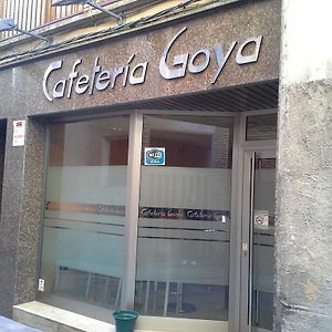 Hostal Cafeteteria Goya Hotel Barbastro Exterior photo