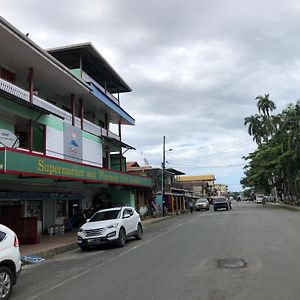 Reff Hotel Bocas Town Exterior photo