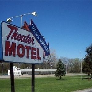 Theater Motel Westfield Exterior photo