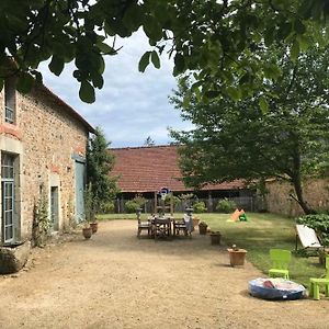 Les Ecuries Du Chateau Des Rieux Villa Saint-Martin-Terressus Exterior photo