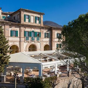 Marchese Del Grillo Hotel Fabriano Exterior photo