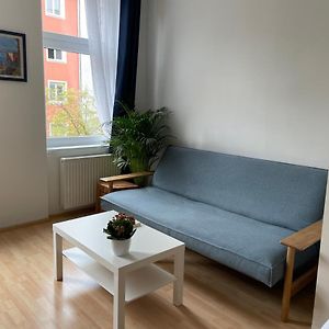 Central Sunny Flat With Free Parking Wien Exterior photo