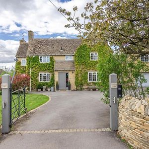 Cotswold Lodge Cirencester Exterior photo