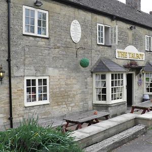 The Talbot Inn Eynsham Exterior photo