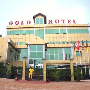 Gold Hotel Bafang Exterior photo