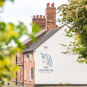 The Unicorn Inn Newton Solney Exterior photo