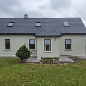 Murphys Irish Farmhouse Villa Tralee Exterior photo