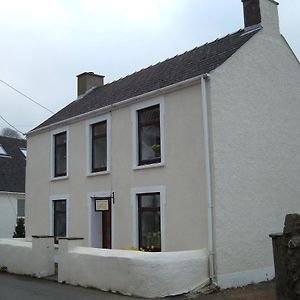 Morawel Bed & Breakfast Fishguard Exterior photo