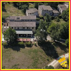 Locanda Cacio Re Hotel Vallo di Nera Exterior photo