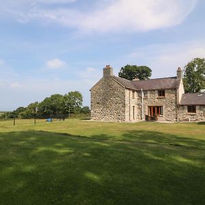 Y Berth Ddu Farmhouse Villa Caernarfon Exterior photo