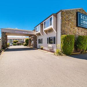 Red Lion Inn & Suites Vancouver Exterior photo