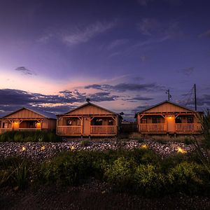 -Pet Friendly- Miners Cabin #5 -Two Double Beds - Private Balcony Hotel Tombstone Exterior photo