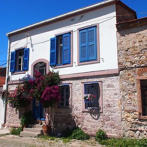 Istanbul Pension Hotel Ayvalik Exterior photo