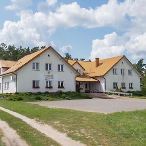 Fort Zona Hotel Cieciory Exterior photo