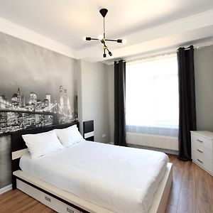Apartament Confortabil Si Cald In Centrul Chisinsaului A Hijdeu 57 Chisinau Exterior photo
