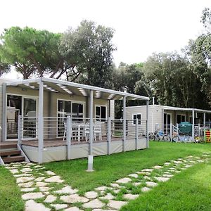 Holiday Home Maxi Caravan Capri By Interhome Baia Domizia Exterior photo