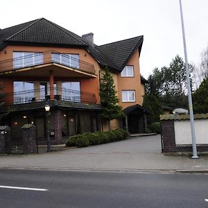 Hotel Zieliniec Poznan Exterior photo