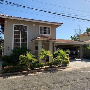 Precioso Apartamento De Lujo Amoblado Apartment Chitre Exterior photo