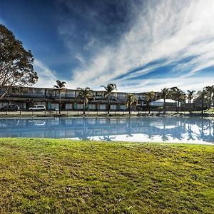 Rivers Apartments Motel Sale Gippsland Exterior photo