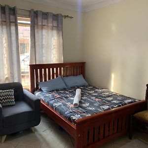 Bukoto Suites Kampala Exterior photo
