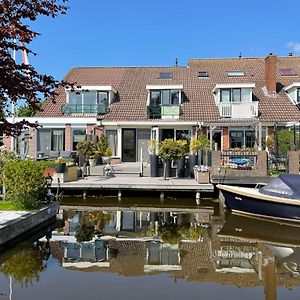 Guesthouse Bednboot Met Terras Aan Het Water Rijpwetering Exterior photo