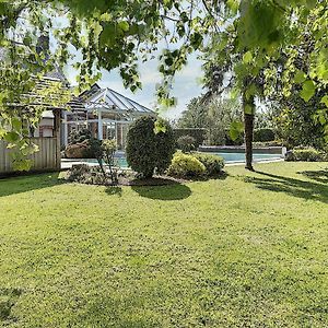 Gite De Charme "La Maison Saint-Leonard" Avec Piscine, Spa, Vue Sur Le Mont Saint-Michel Villa Vains Exterior photo