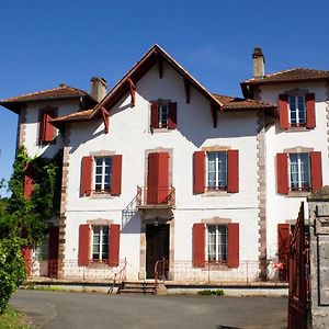 Appartement Entier Graciateguy 4 A 5 Personnes Dans Maison D'Hote, Centre St Etienne De Baigorry Sur Le Gr10 Saint-Etienne-de-Baigorry Exterior photo