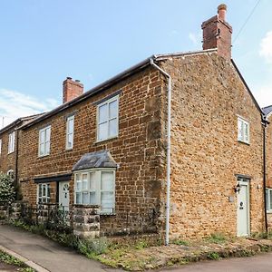 The Old Bakery Villa Chipping Norton Exterior photo