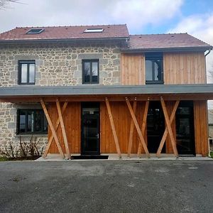 Gite Etape La Belle Etoile De Flayat Villa Exterior photo