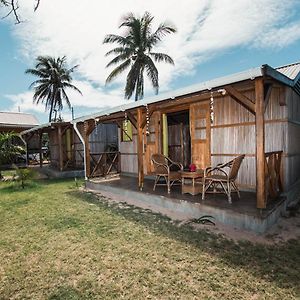 Gravier Beach House Hotel Exterior photo