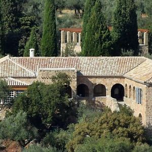 Patrick & Joan Leigh Fermor House Bed & Breakfast Kardhamili Exterior photo