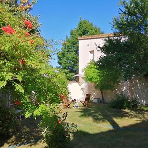 Gite Les Bignones Apartment Freneuse  Exterior photo