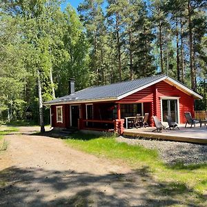 Saeiloeksen Lomahuvilat Villa Luhanka Exterior photo