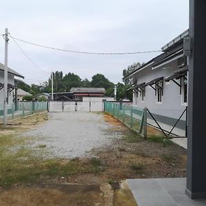 De Asfa Homestay Kuala Terengganu Exterior photo