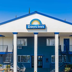 Days Inn By Wyndham Red Bluff Exterior photo