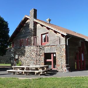 Le Gite Du Velay Hotel Bains Exterior photo