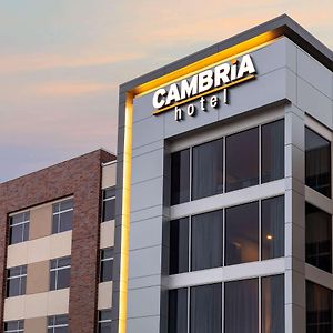 Cambria Hotel Omaha Downtown Exterior photo