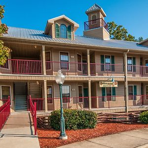 Holiday Inn Club Vacations Apple Mountain Resort At Clarkesville Exterior photo