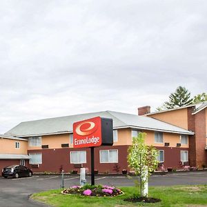 Econo Lodge Lakes Region West Ossipee Exterior photo